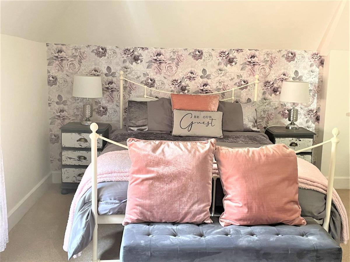 The Dairyman Suite Moreton  Buitenkant foto