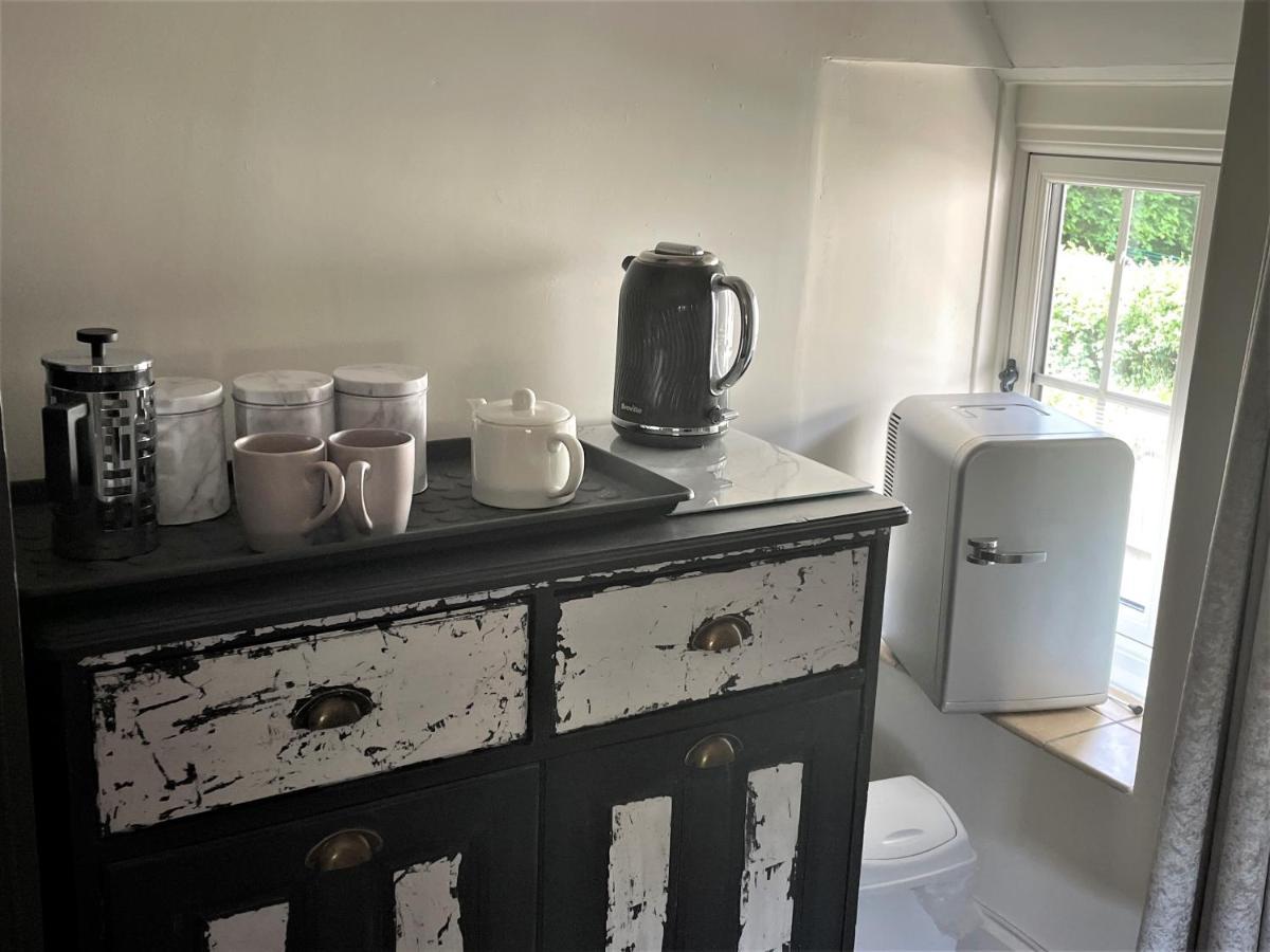 The Dairyman Suite Moreton  Buitenkant foto